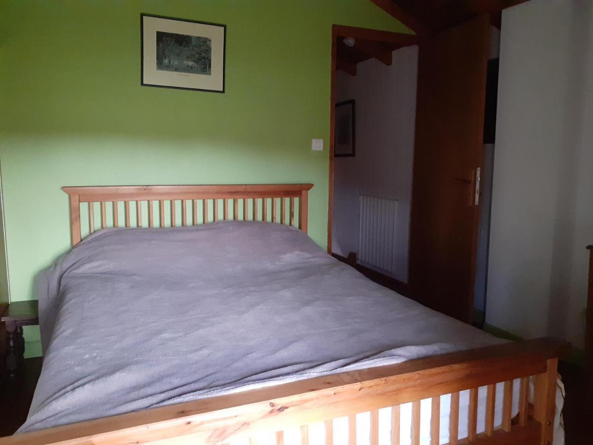 Les Ecots - Petit Gite De Caractere A La Ferme Availles-Limouzine Luaran gambar